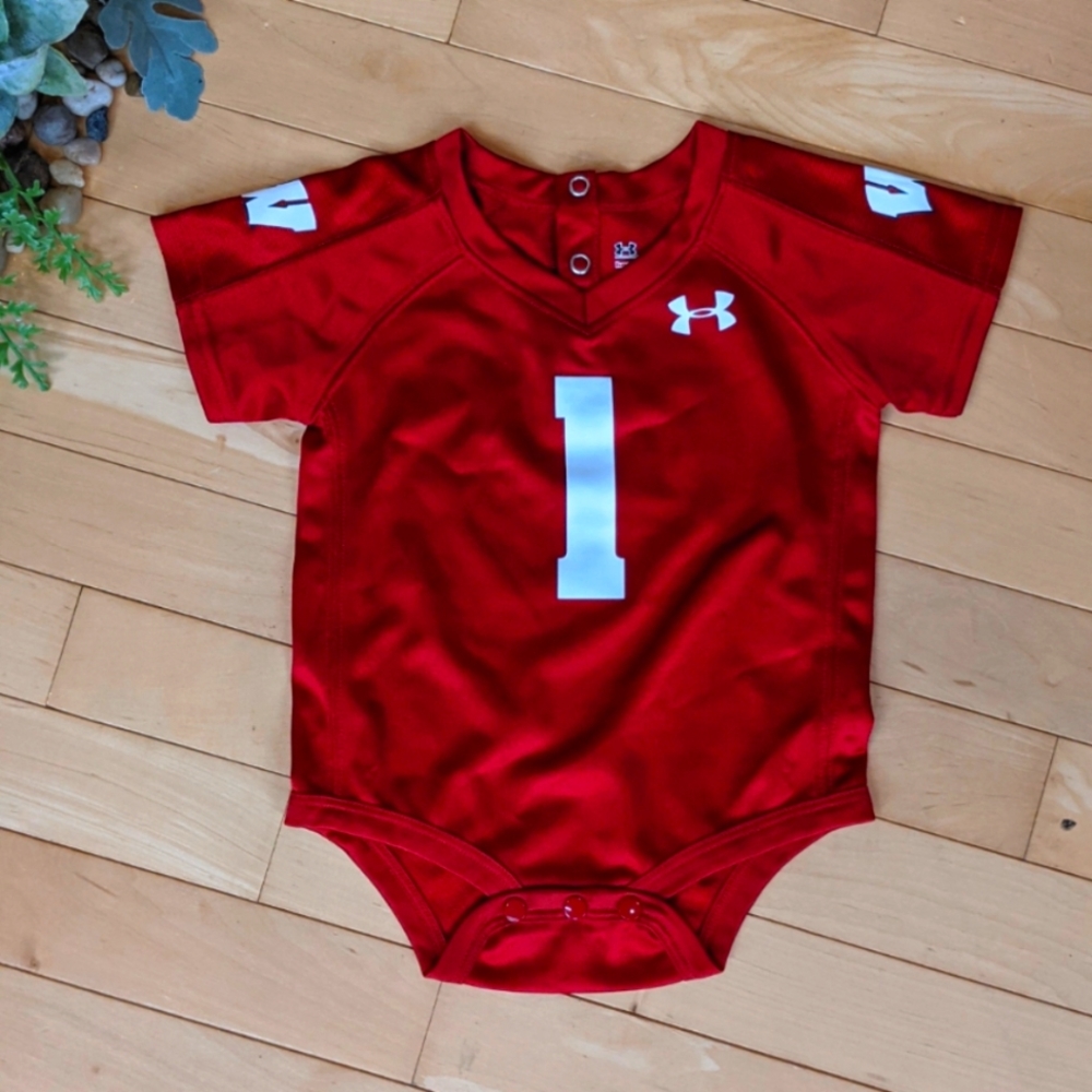 Wisconsin Badgers onsie
